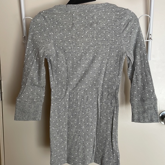 Aeropostale 3/4 sleeve tops - Picture 2 of 6